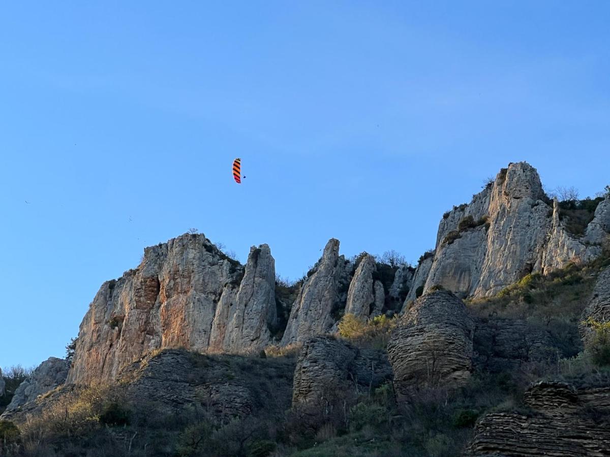 Gite Du Vallon Des Sources Millau Ngoại thất bức ảnh